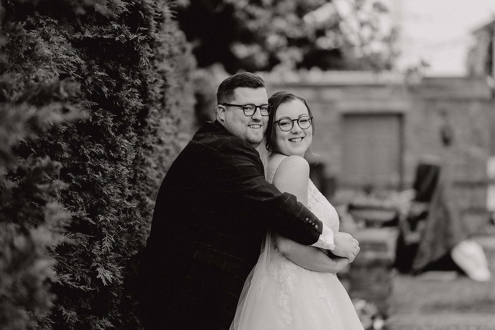 Hollie & Lewis - Friern Manor-1-3.jpg