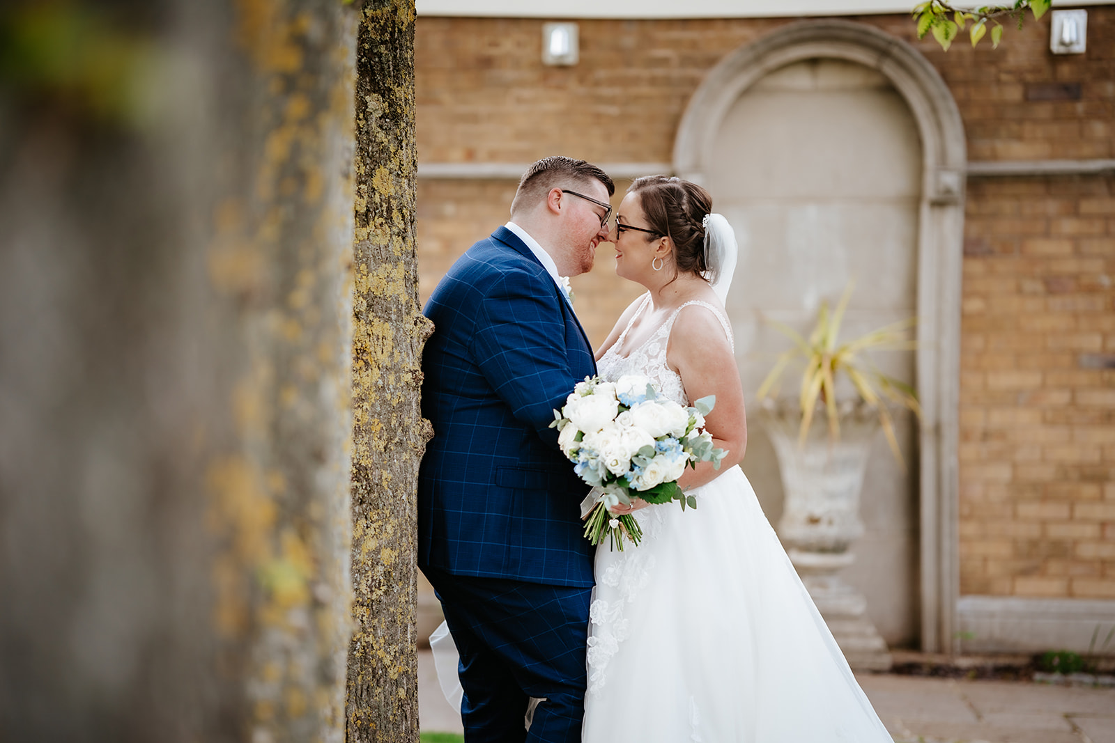 Hollie & Lewis - Friern Manor-1-8.jpg