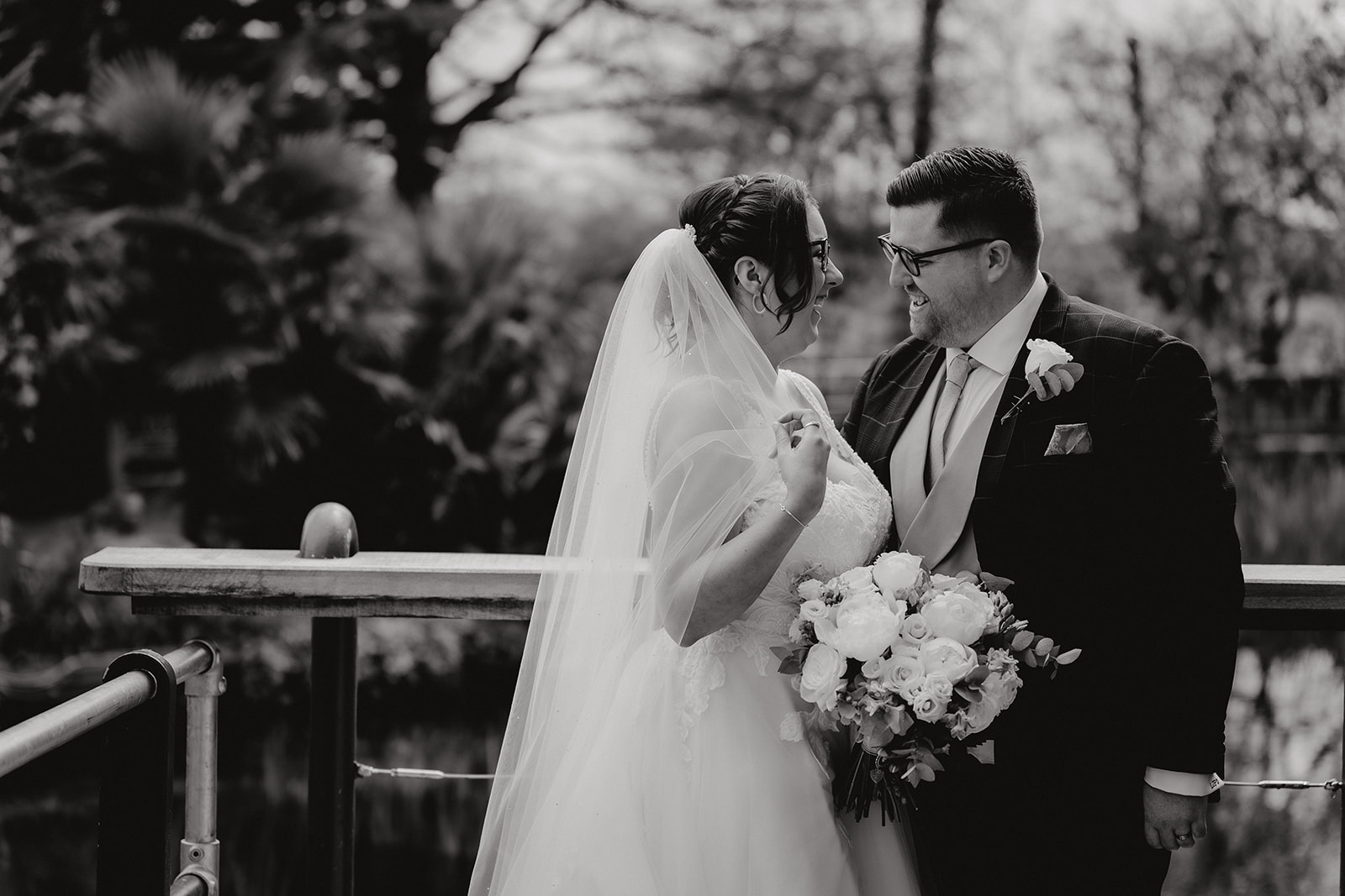 Hollie & Lewis - Friern Manor-1-10.jpg