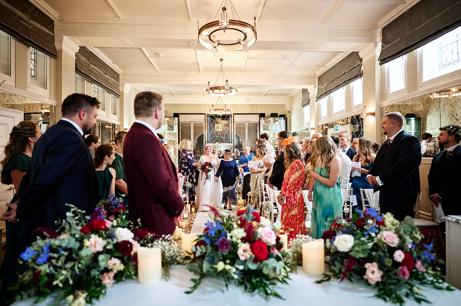 GreyFriars \u0026 3 Wise Monkeys Colchester Wedding - Victoria \u0026 Zach - Rachel  Reeve Photography, image size:1600x1064