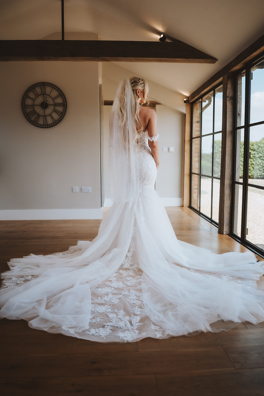 Danielle & Jordan - Primrose Hill - Cotswold -180 July 13, 2025 Terry JamesLily & White.jpg