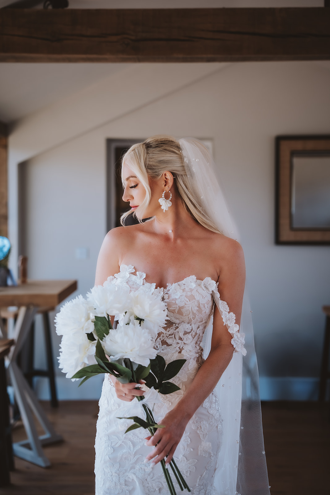 Danielle & Jordan - Primrose Hill - Cotswold -186 July 13, 2025 Terry JamesLily & White.jpg