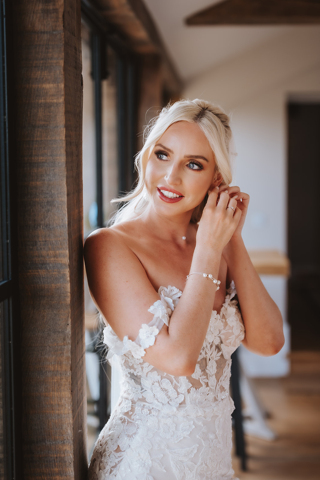 Danielle & Jordan - Primrose Hill - Cotswold -199 July 13, 2025 Terry JamesLily & White.jpg