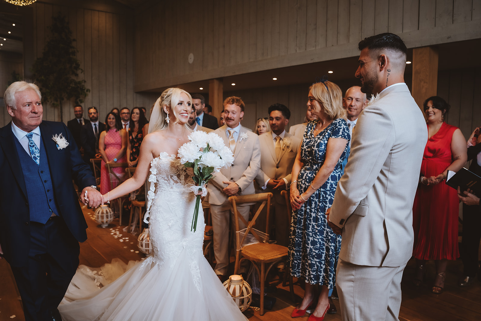 Danielle & Jordan - Primrose Hill - Cotswold -255 July 13, 2025 Terry JamesLily & White.jpg