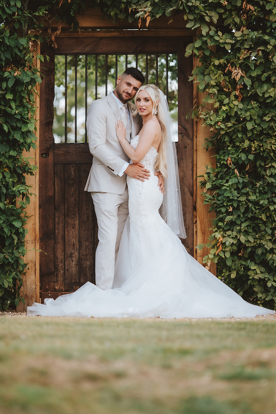 Danielle & Jordan - Primrose Hill - Cotswold -513 July 13, 2025 Lily & WhiteTerry James.jpg