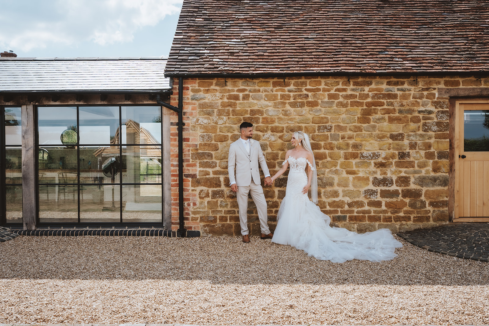 Danielle & Jordan - Primrose Hill - Cotswold -531 July 13, 2025 Terry JamesLily & White.jpg