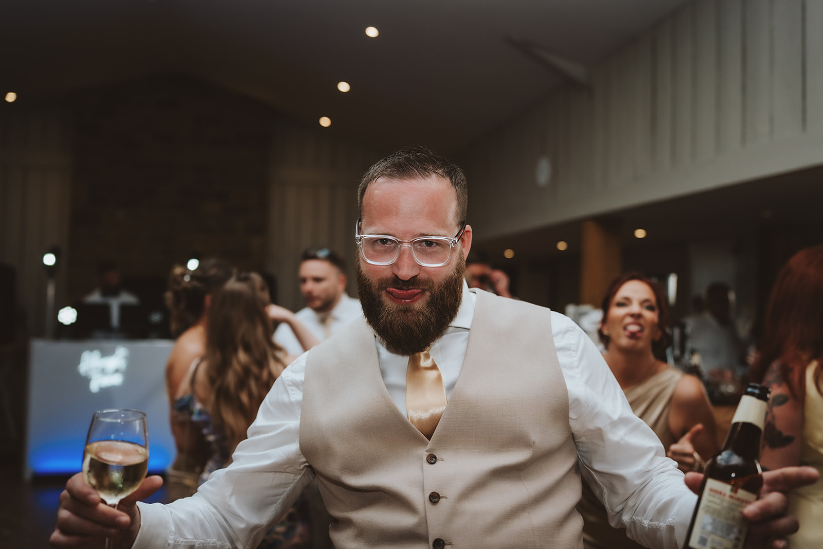 Danielle & Jordan - Primrose Hill - Cotswold -753 July 13, 2025 Terry JamesLily & White.jpg