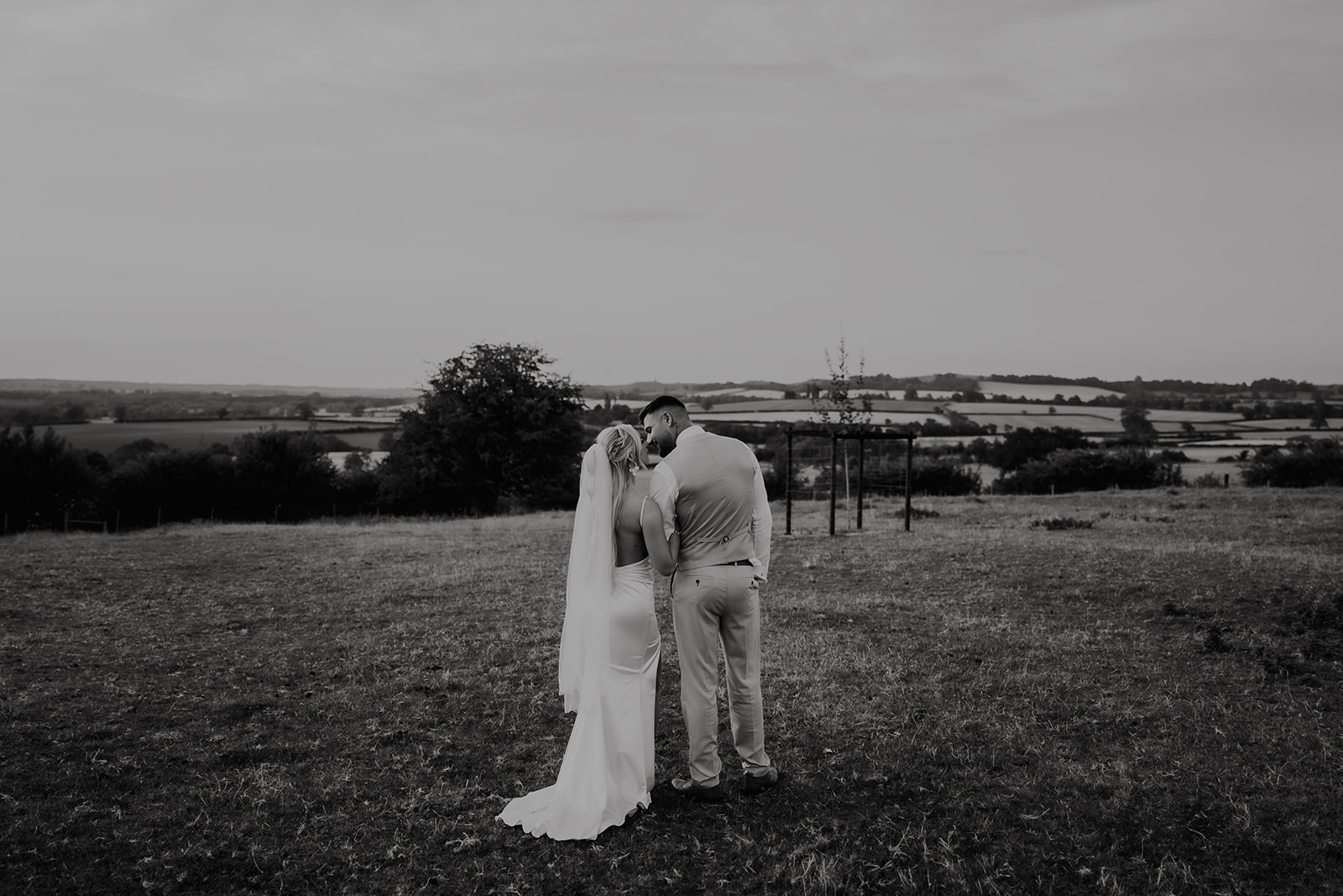 Danielle & Jordan - Primrose Hill - Cotswold -865 July 13, 2025 Terry JamesLily & White.jpg