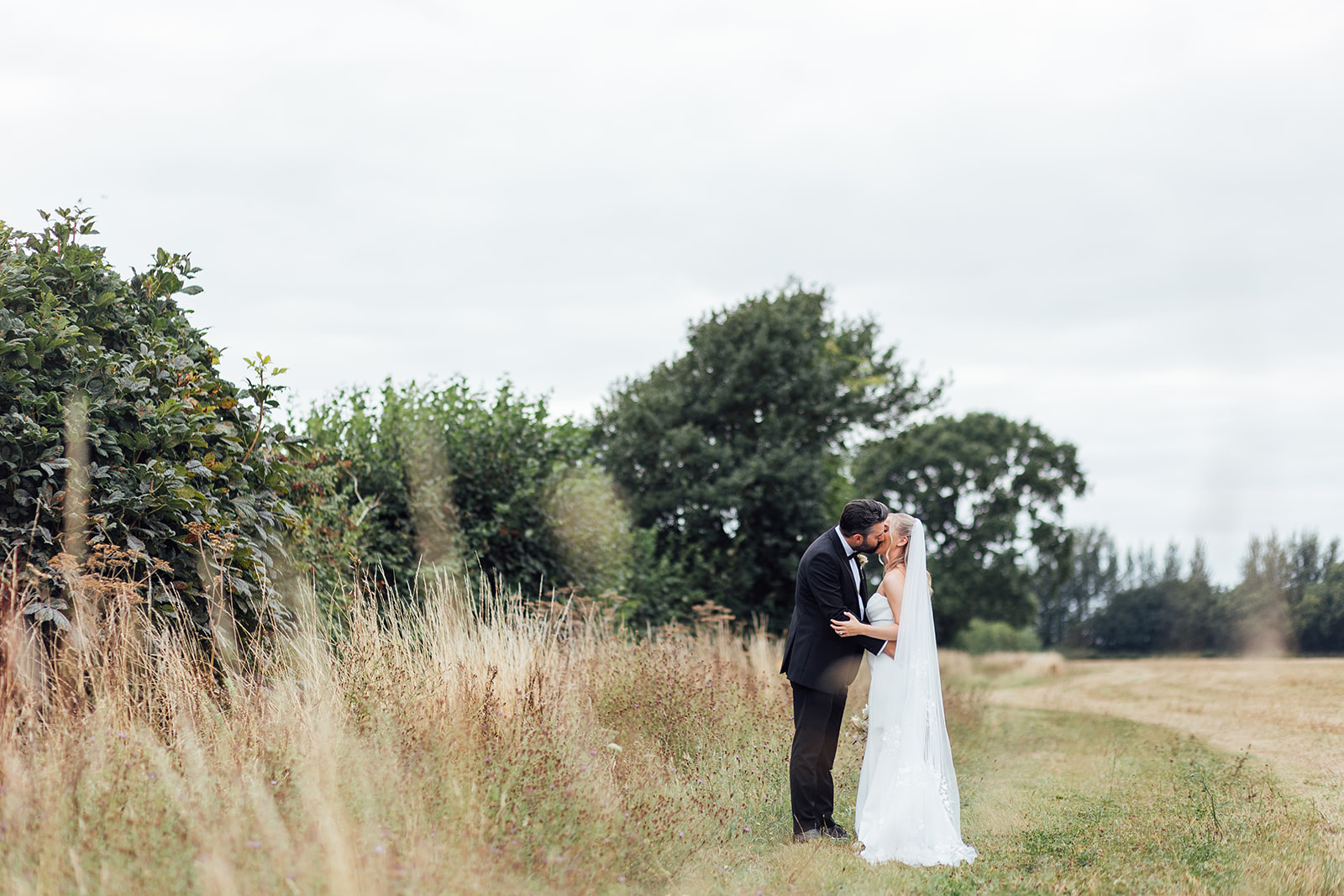 Georgia and Josh Sneak Peek -28.jpg