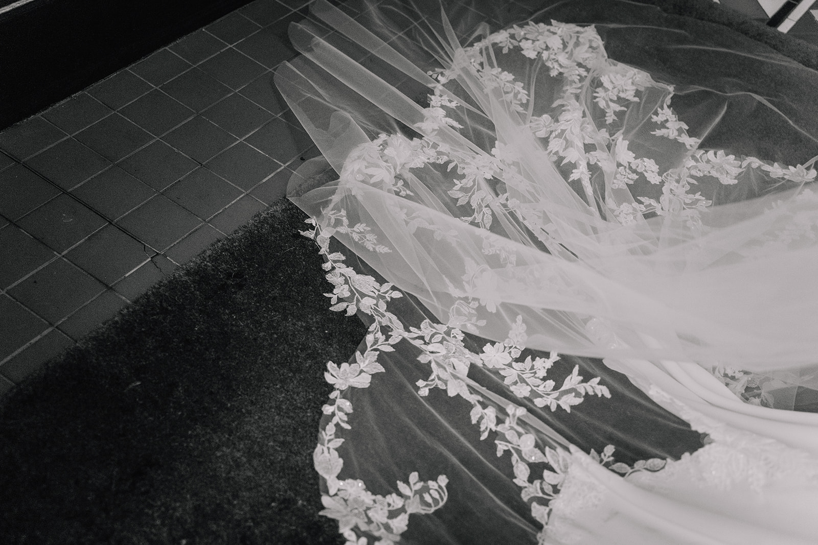 The Appliqué Lace Wedding Dress Trend