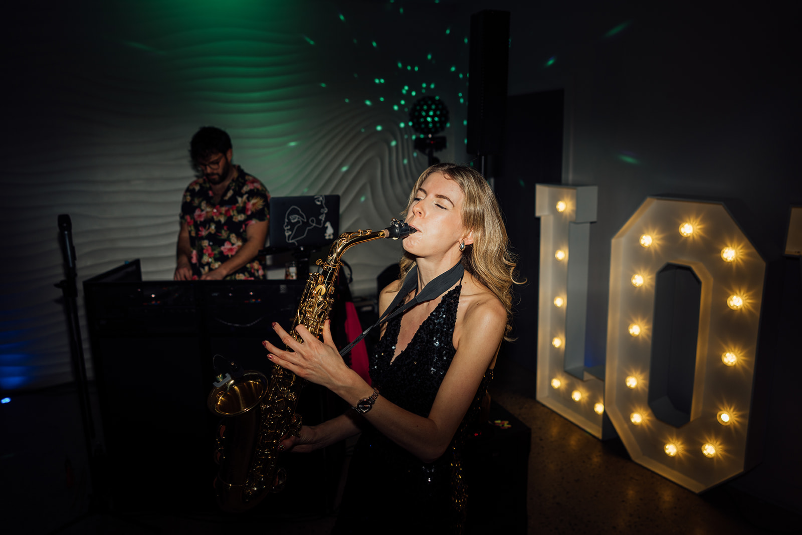 Saxophonist at a Wedding: Is It Worth It?