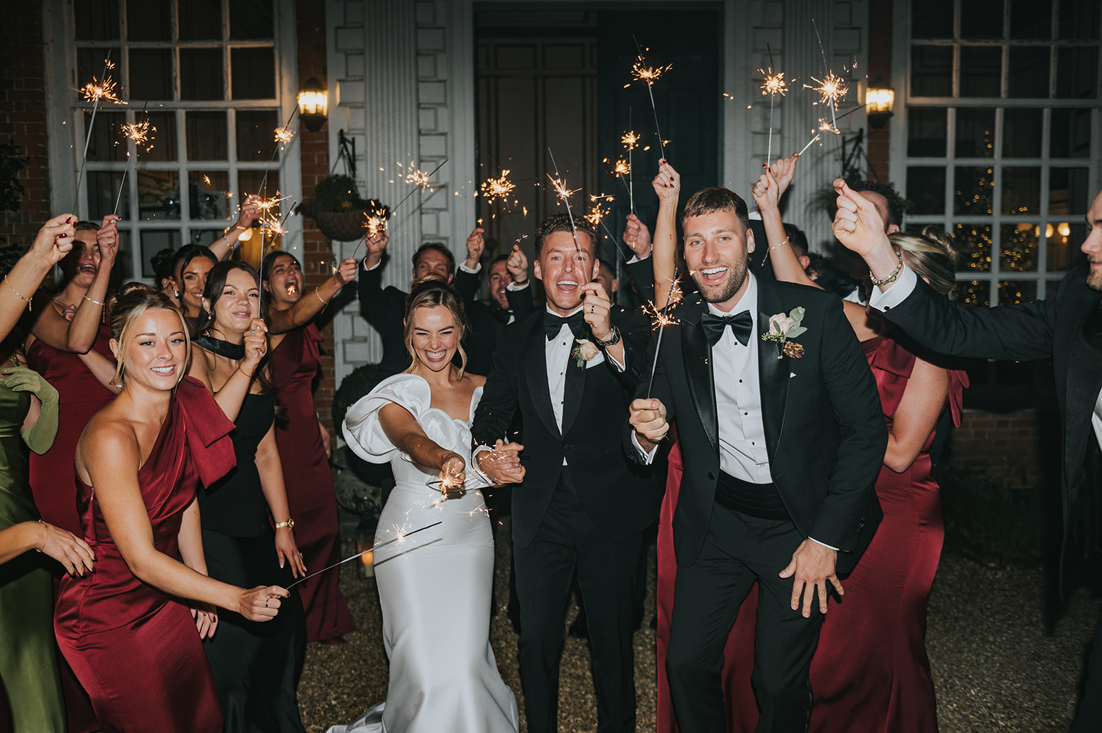 Wedding Guest Etiquette UK: Gifts, RSVPs & the Tricky Bits