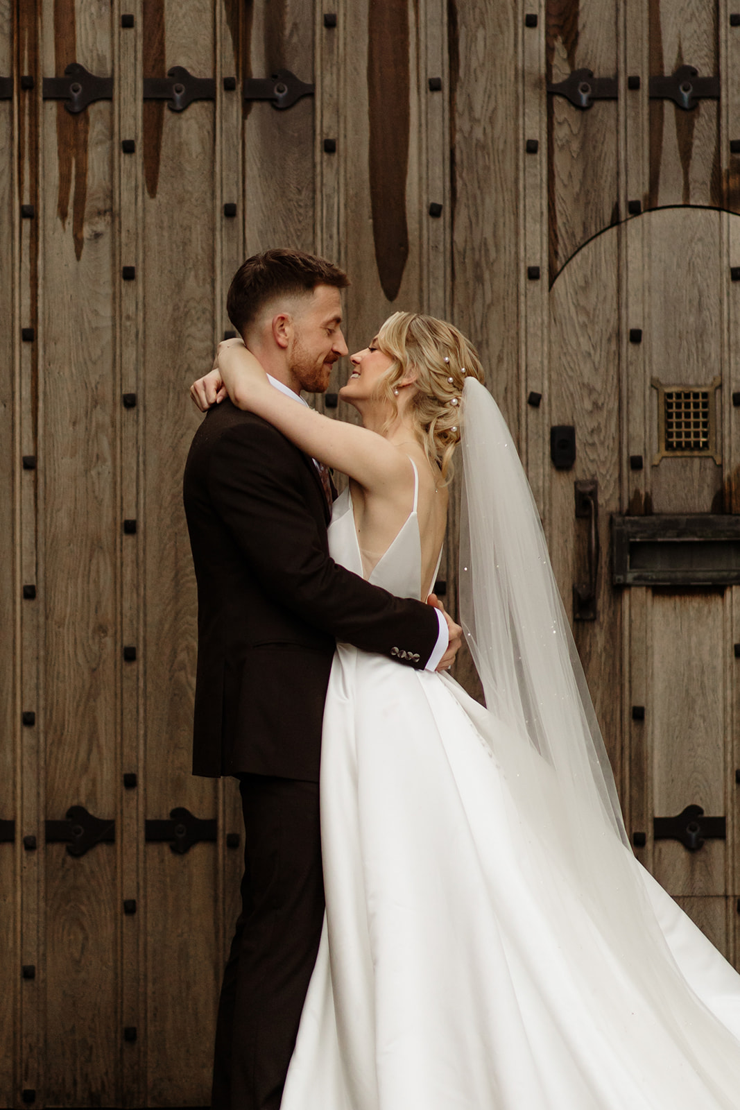 couple from Jodie & Ben wedding