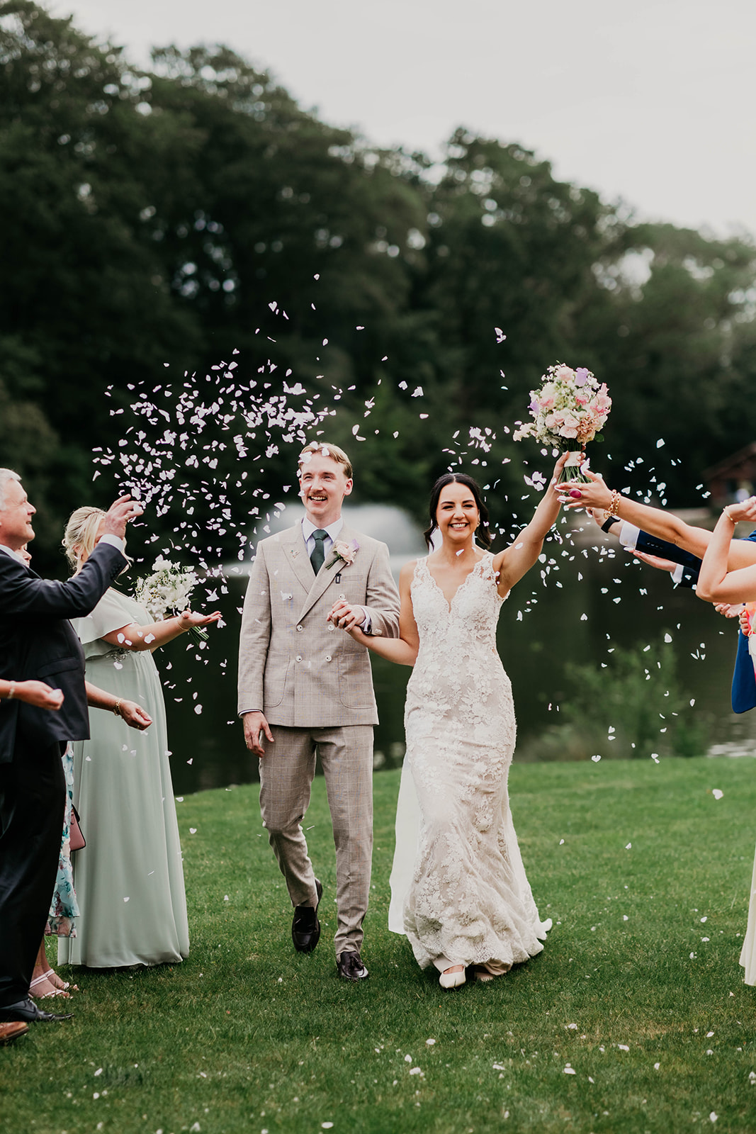 guest full coverage from Hannah & Matthew - Canada Lodge wedding