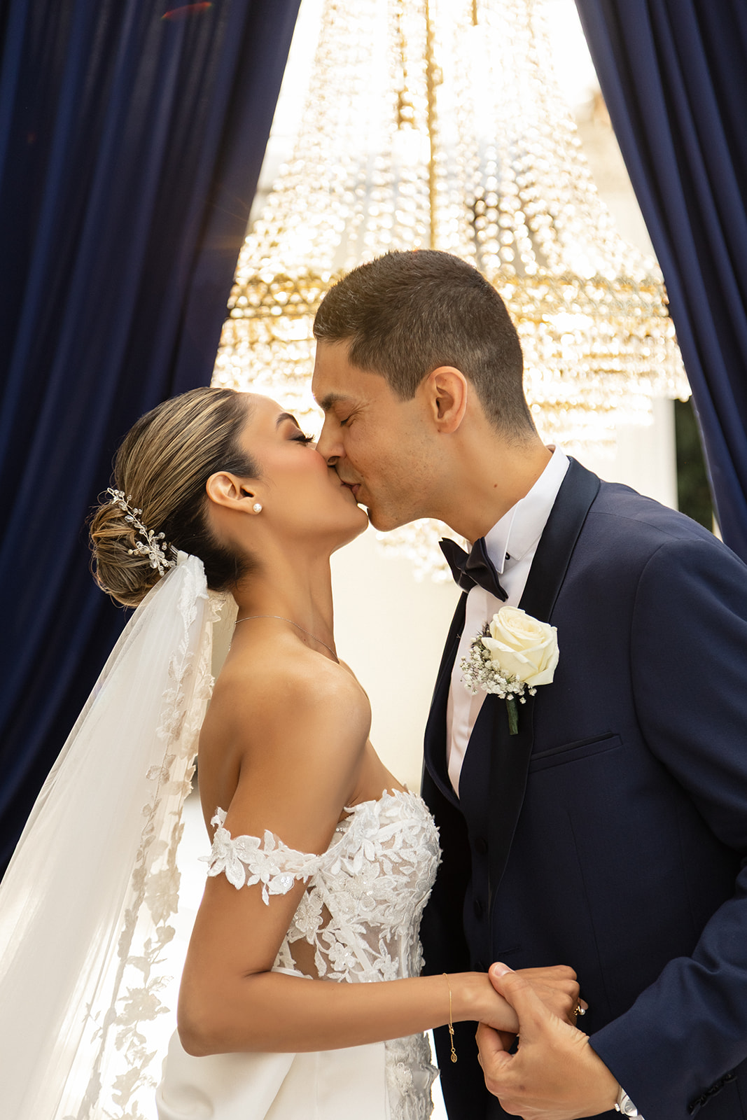 destination-wedding-photographer-bellevue-syrene-00009.jpg