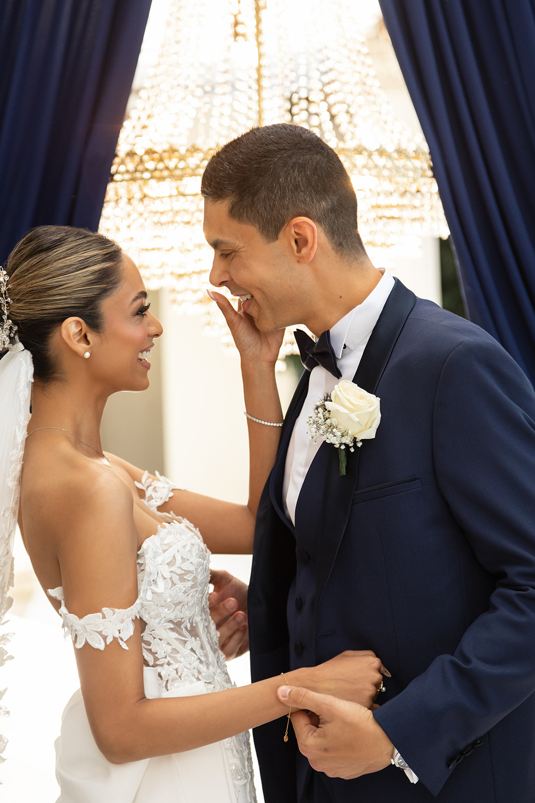destination-wedding-photographer-bellevue-syrene-00012.jpg
