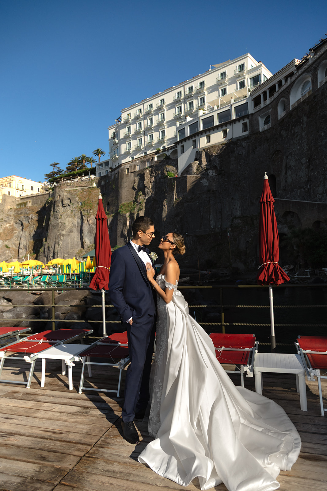 destination-wedding-photographer-bellevue-syrene-00024.jpg