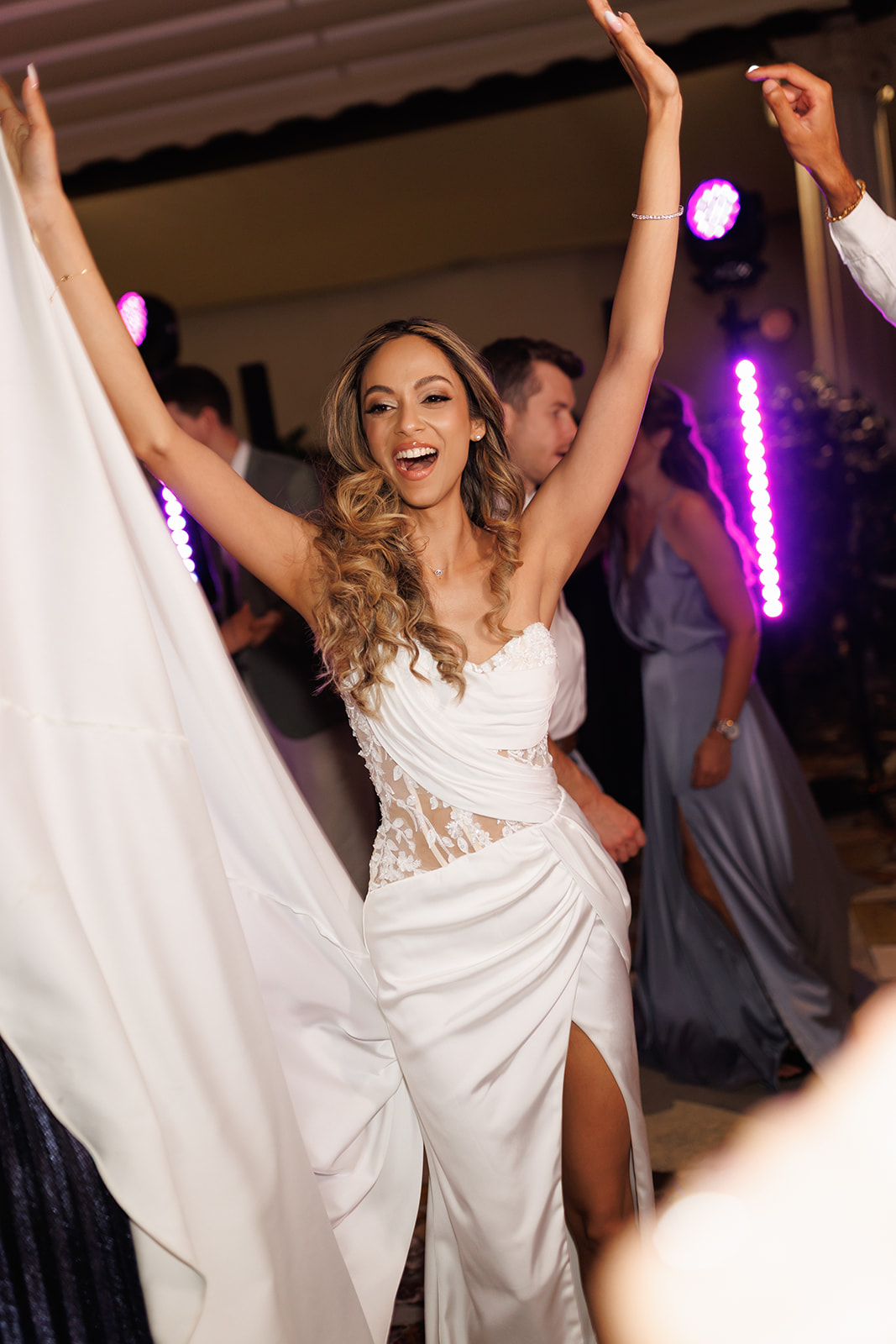 bellevue-syrene-sorrento-wedding-photographers-00016.jpg