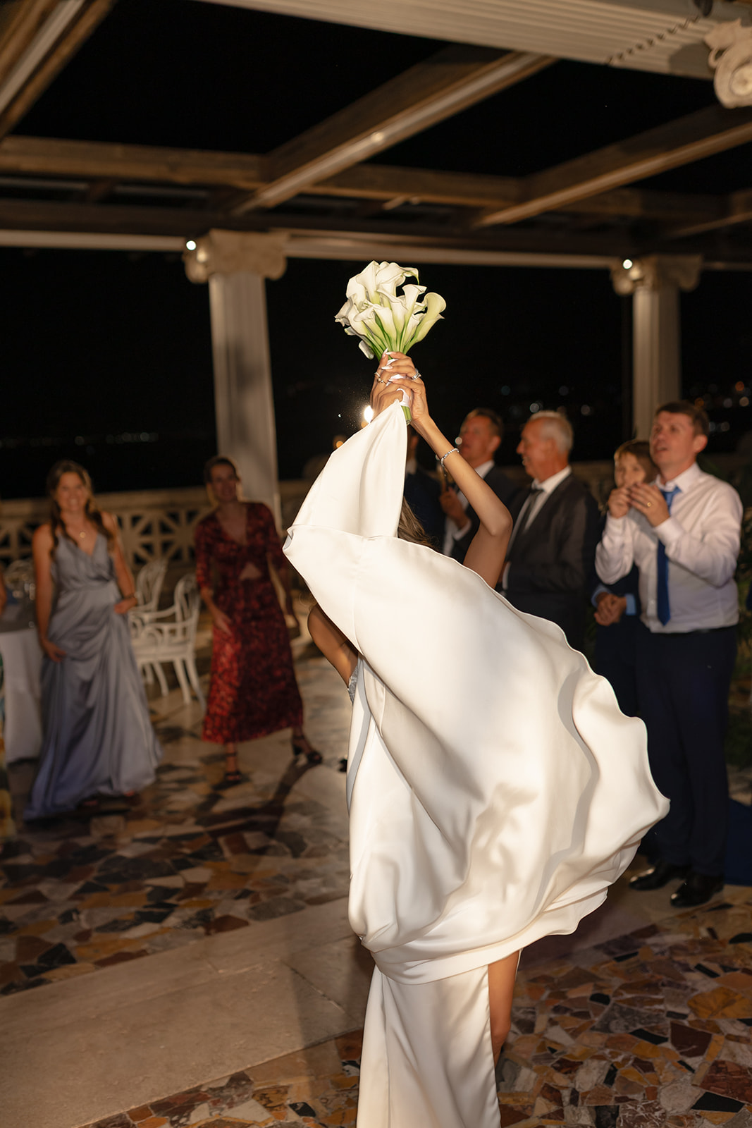 bellevue-syrene-sorrento-wedding-photographers-00019.jpg