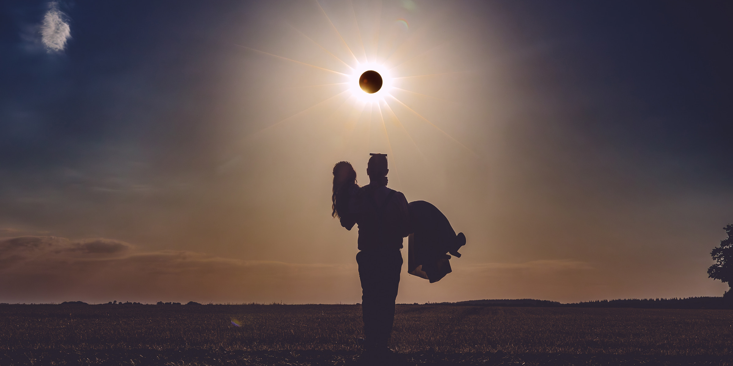 Couple at sunset, photographed by Captured by Chris